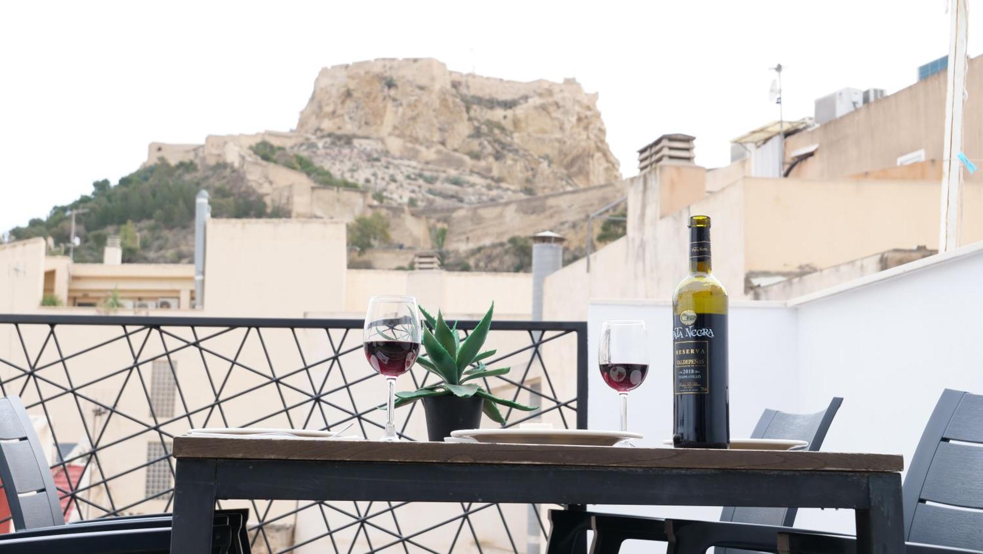 Appartamento Myflats The Castle Alicante Esterno foto